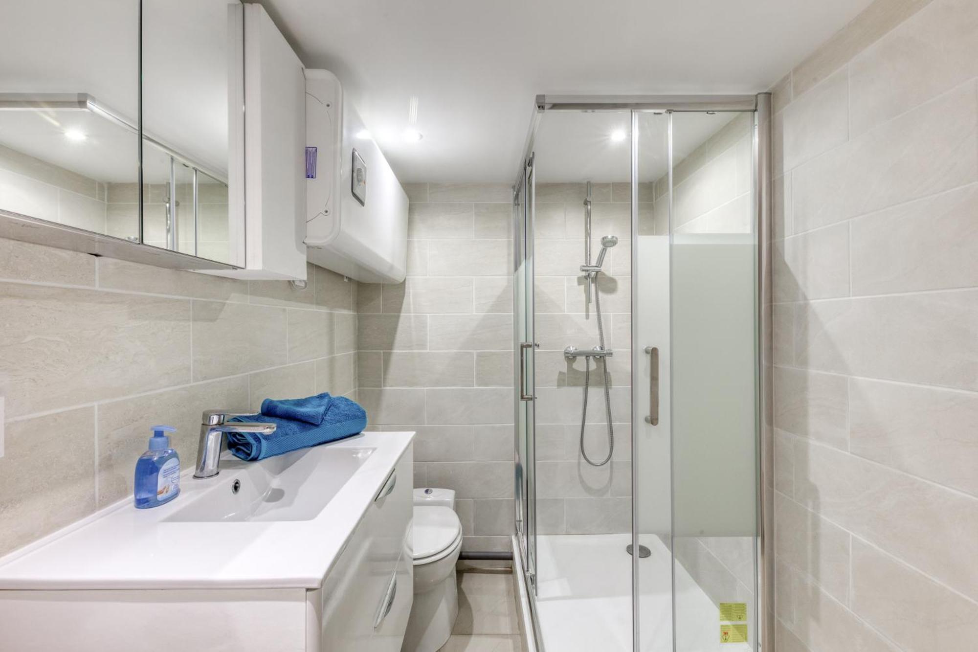Studio Cosy - 35M2 - Paris -Disneyland - Rer A Noisy-le-Grand Bagian luar foto
