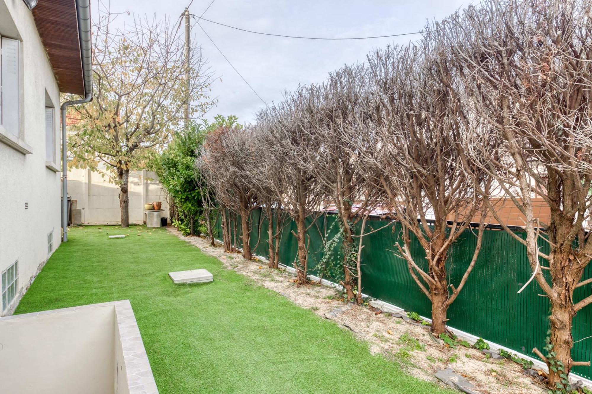 Studio Cosy - 35M2 - Paris -Disneyland - Rer A Noisy-le-Grand Bagian luar foto