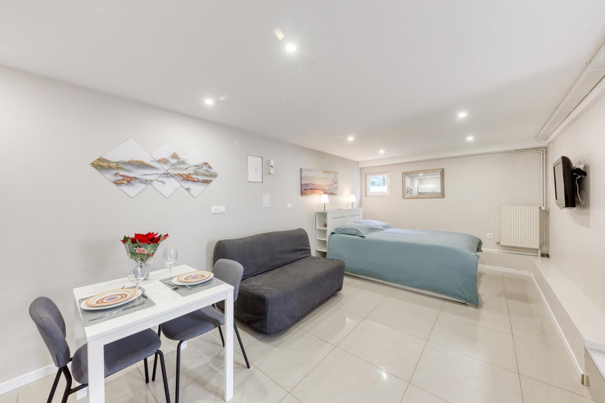 Studio Cosy - 35M2 - Paris -Disneyland - Rer A Noisy-le-Grand Bagian luar foto